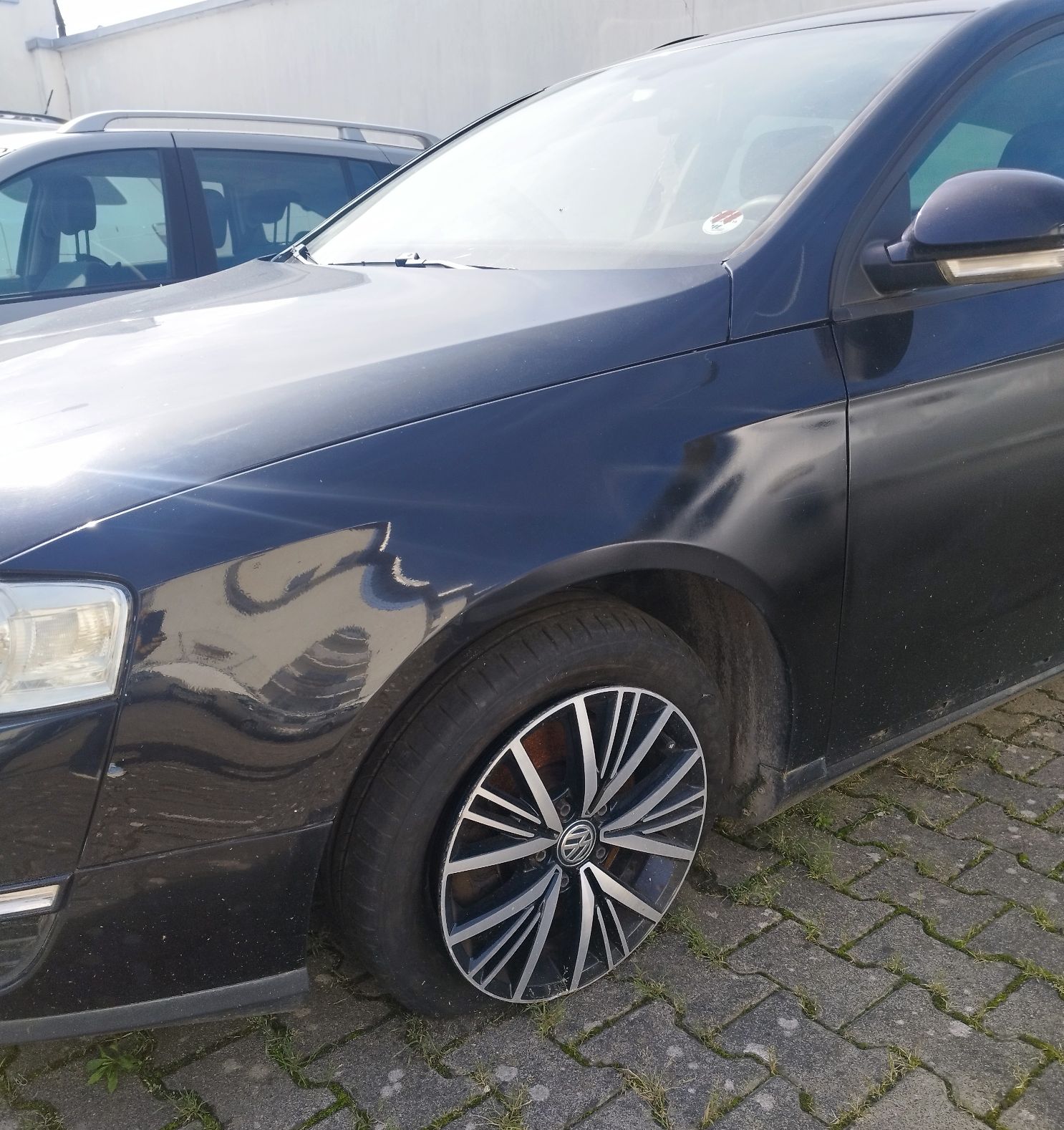 Volkswagen Passat Kombi - zdjęcie 4