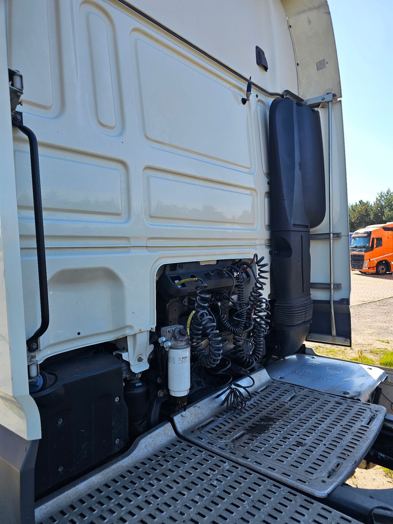 Ciągnik siodłowy DAF XF 2018 - zdjęcie 5