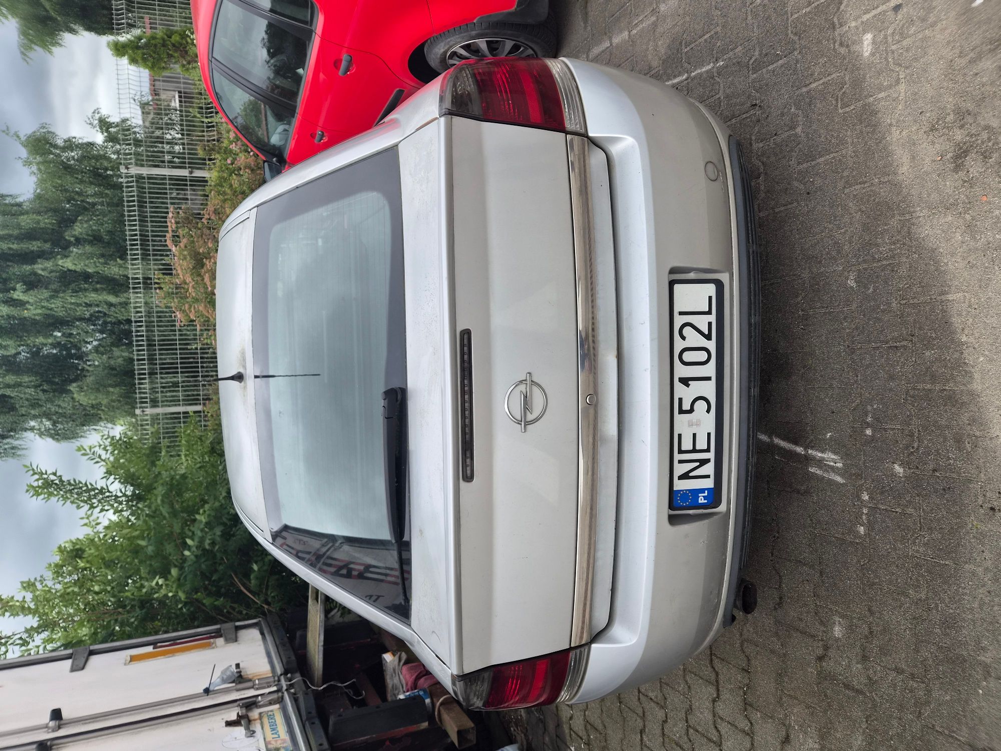 Opel Vectra 2004 - wnętrze