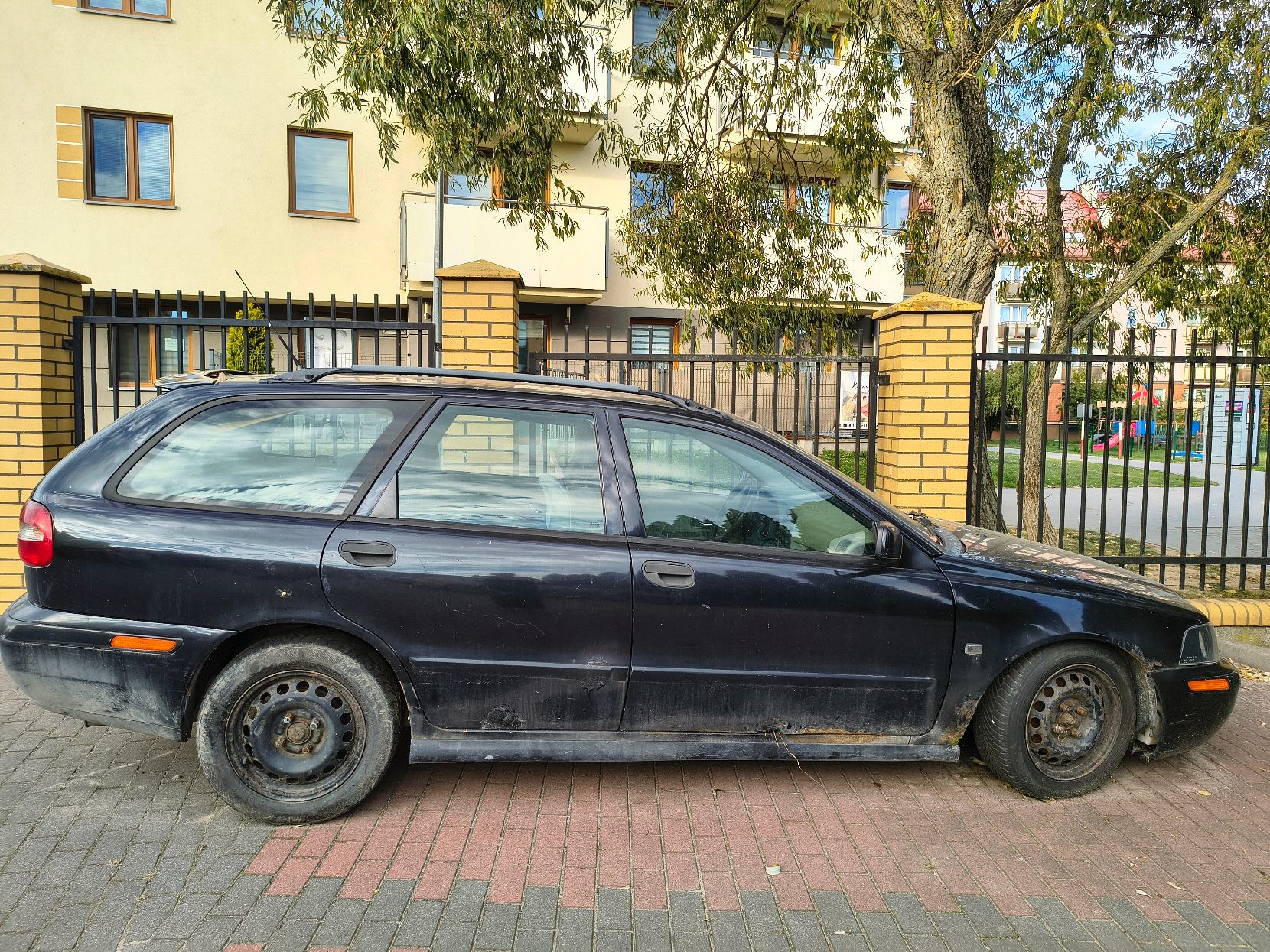 Zdjęcie przedmiotu. Szczegółowe dane dostępne w opisie.